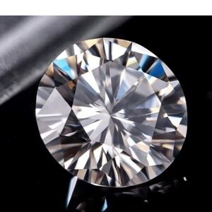 2.25 Carat Loose VVS1 Brilluant Cut Moissanite